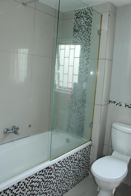 2 Bedroom Property for Sale in Goodwood Park Western Cape